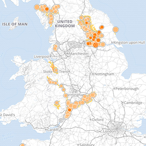 รูปภาพของ Compare the 2015 UK flood to historical data