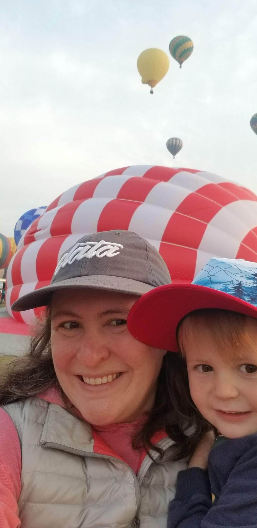 Elisa-Davis-hot-air-balloons