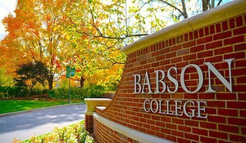 Ir a Babson College Prepares Students for Success with Data Analytics