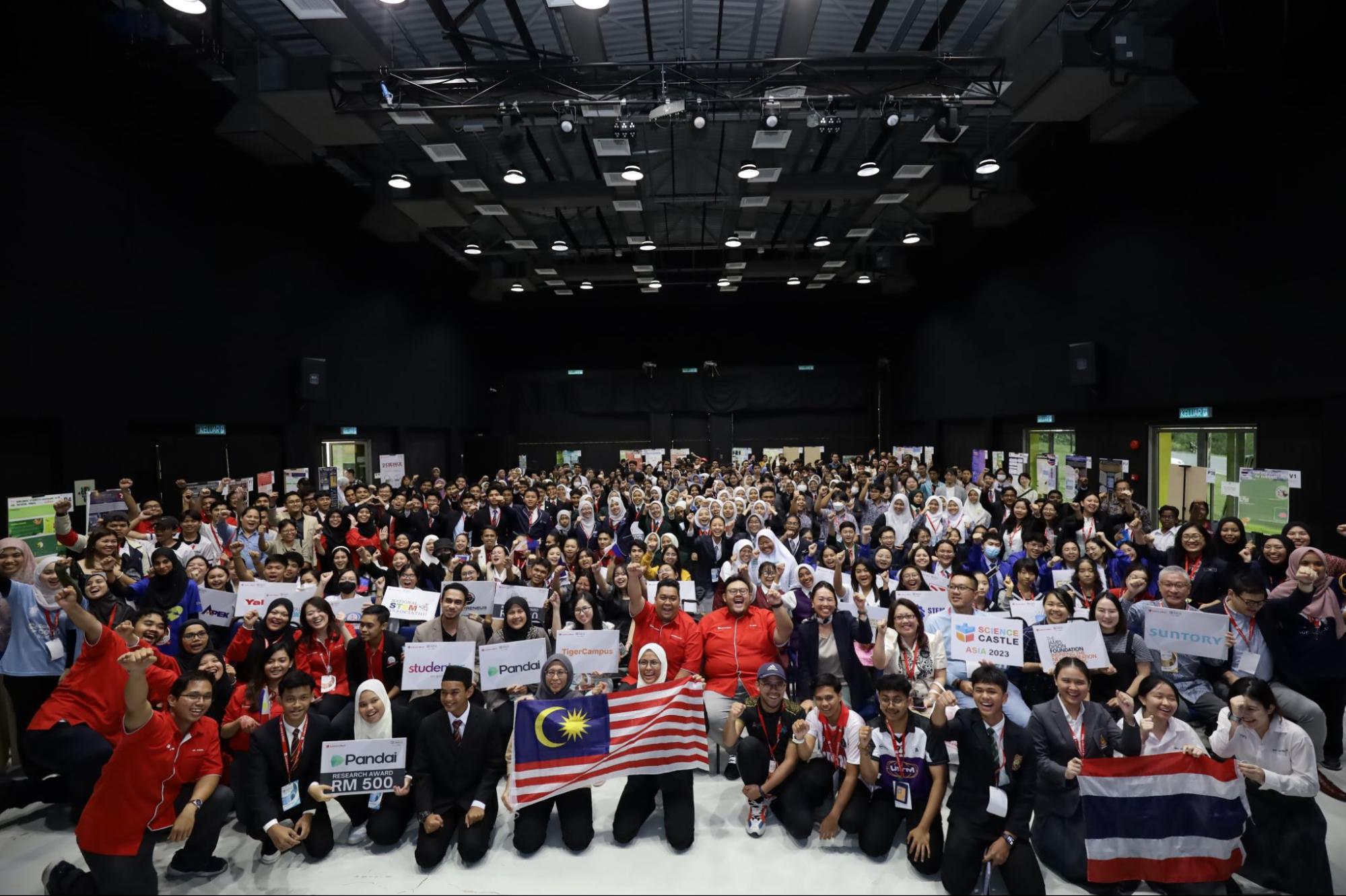 Leave a Nest Feature Highlight image